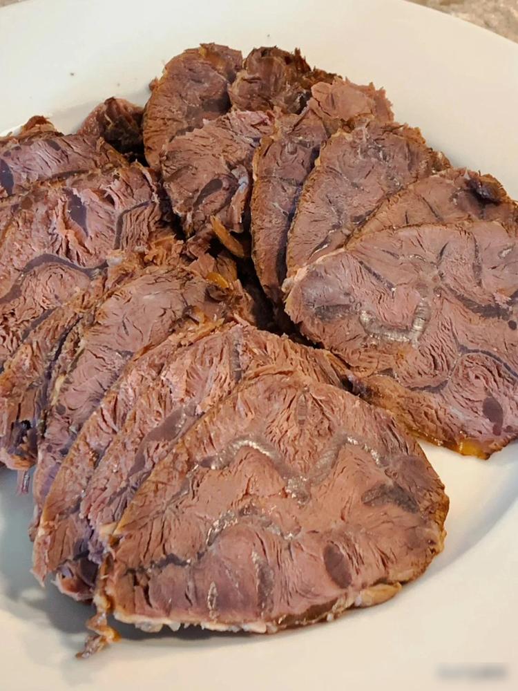 人到中年，最不该省的就是牛肉钱

我妈以前也这样，觉得牛肉太贵，一年到头买不了几