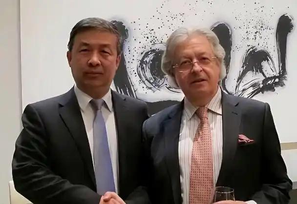 2018 中美贸易战爆发时鼓吹投降的马臣论调错得有多离谱？当年说硬抗必崩盘、早认