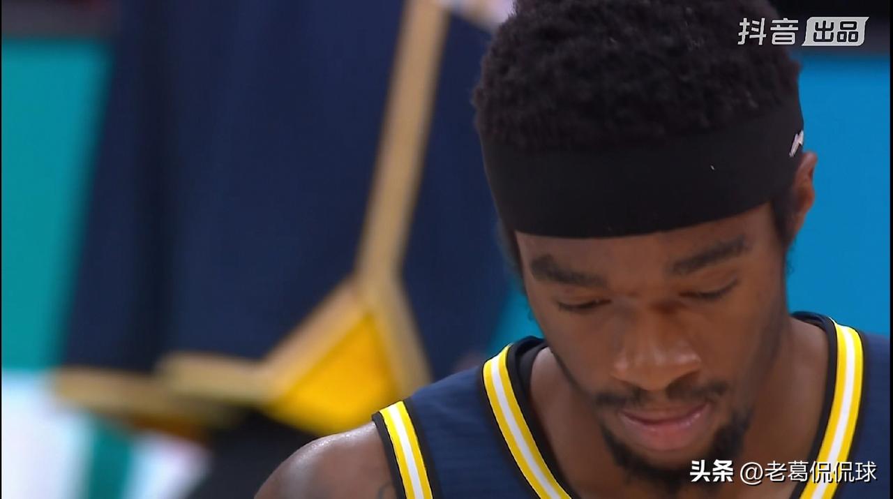 广东东阳光外援萨姆纳真是太懂人情世故了！在今天广东东阳光主场迎战四川丰谷酒业的比