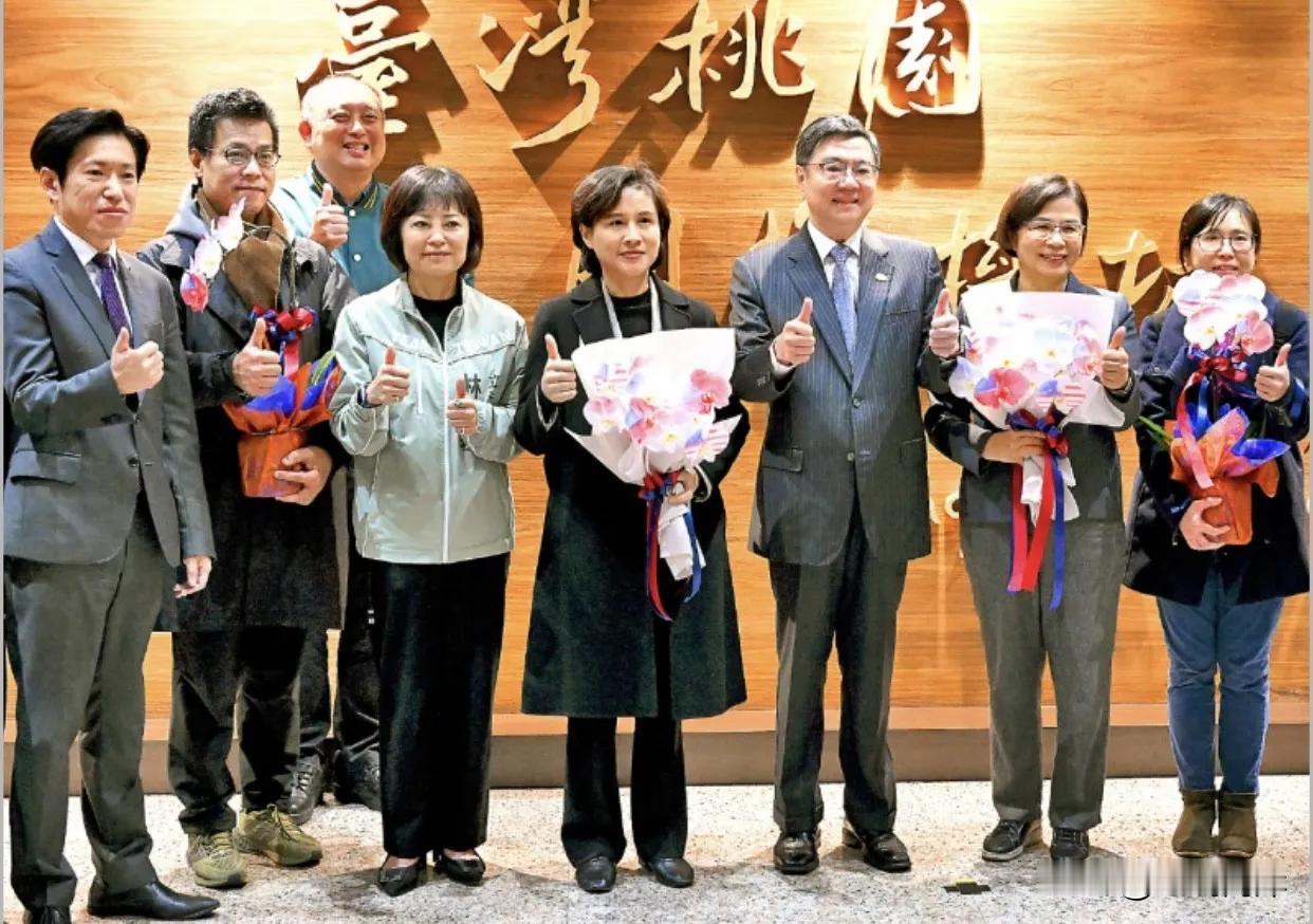 蒋万安的最新回应来了。针对民进党可能派出强棒、“行政院副院长”郑丽君参选年底的台