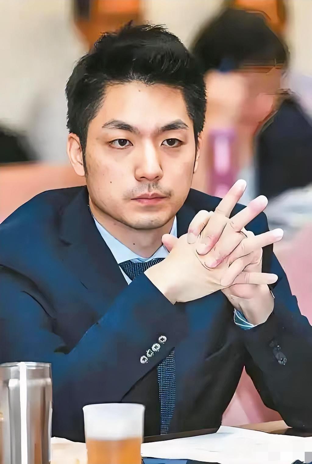 台北市长蒋万安发表声明，针对国民党主席赴陆交流表态!

这种表态看似周全，实则藏