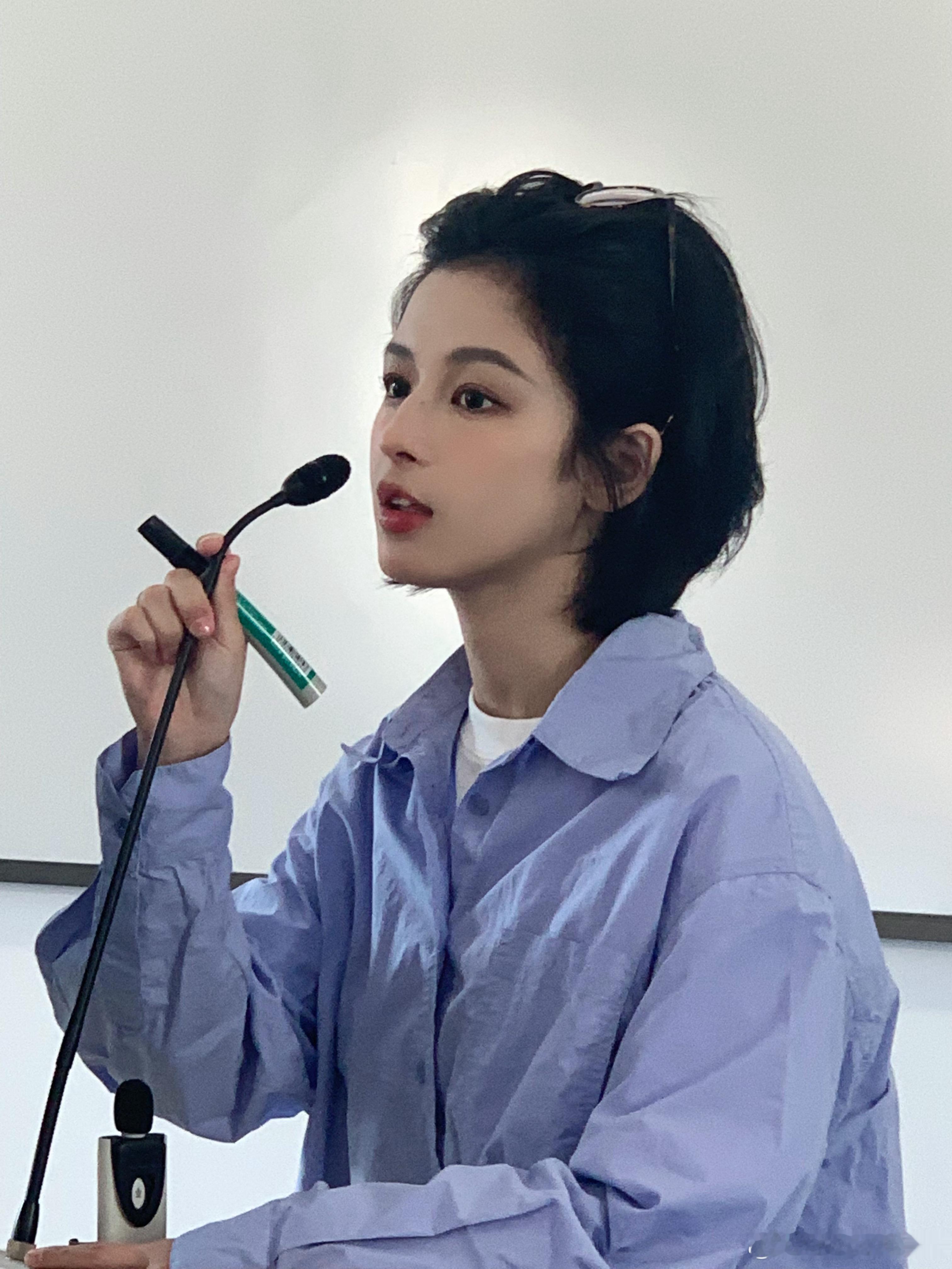 “学妹 要不要加入我们文学社”📖🙋🏻 ​​​