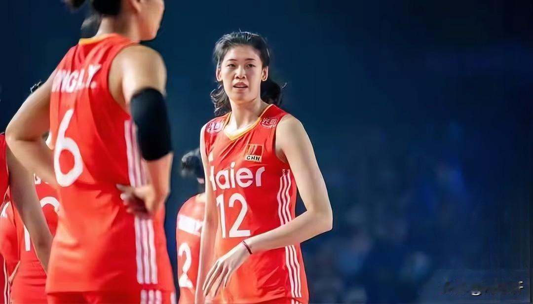 意甲留洋征程突发变数，中国女排主攻手李盈莹的一则声明牵动无数球迷心。12月21日