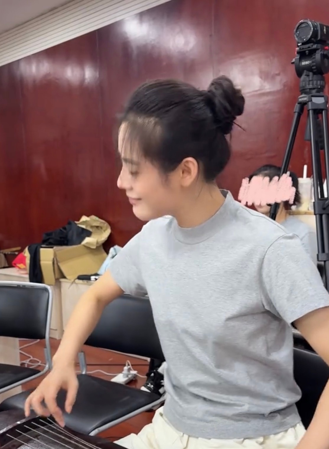 瘦了点感觉鼻子更挺了