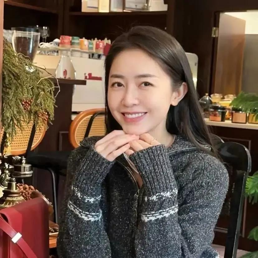 断崖式分手，可以排在所有情感伤害类分手之首，而我不幸就遇到过一次。

那时候我们