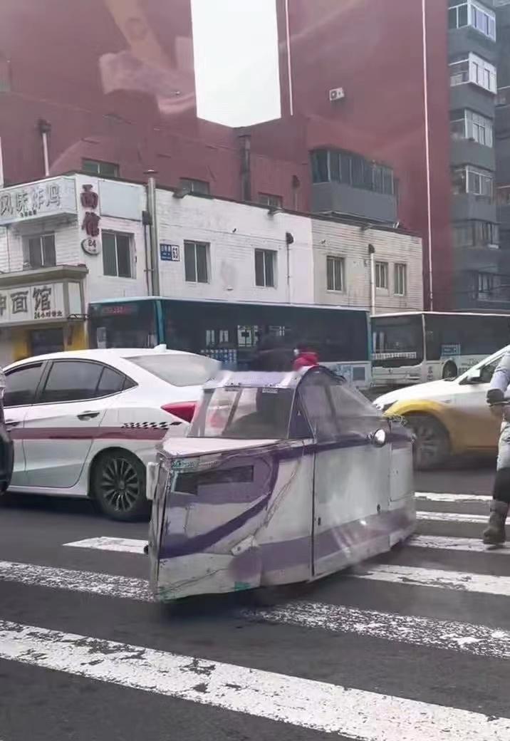 这是老代车？？？外星战舰也出老代款了？？？