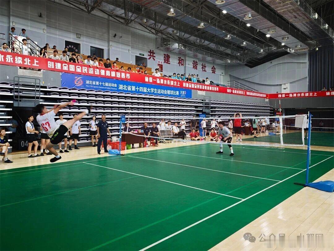 火热开赛！省运会毽球大战席卷丹江口，青春对决燃动水都6月6日，湖北省第十七届运动