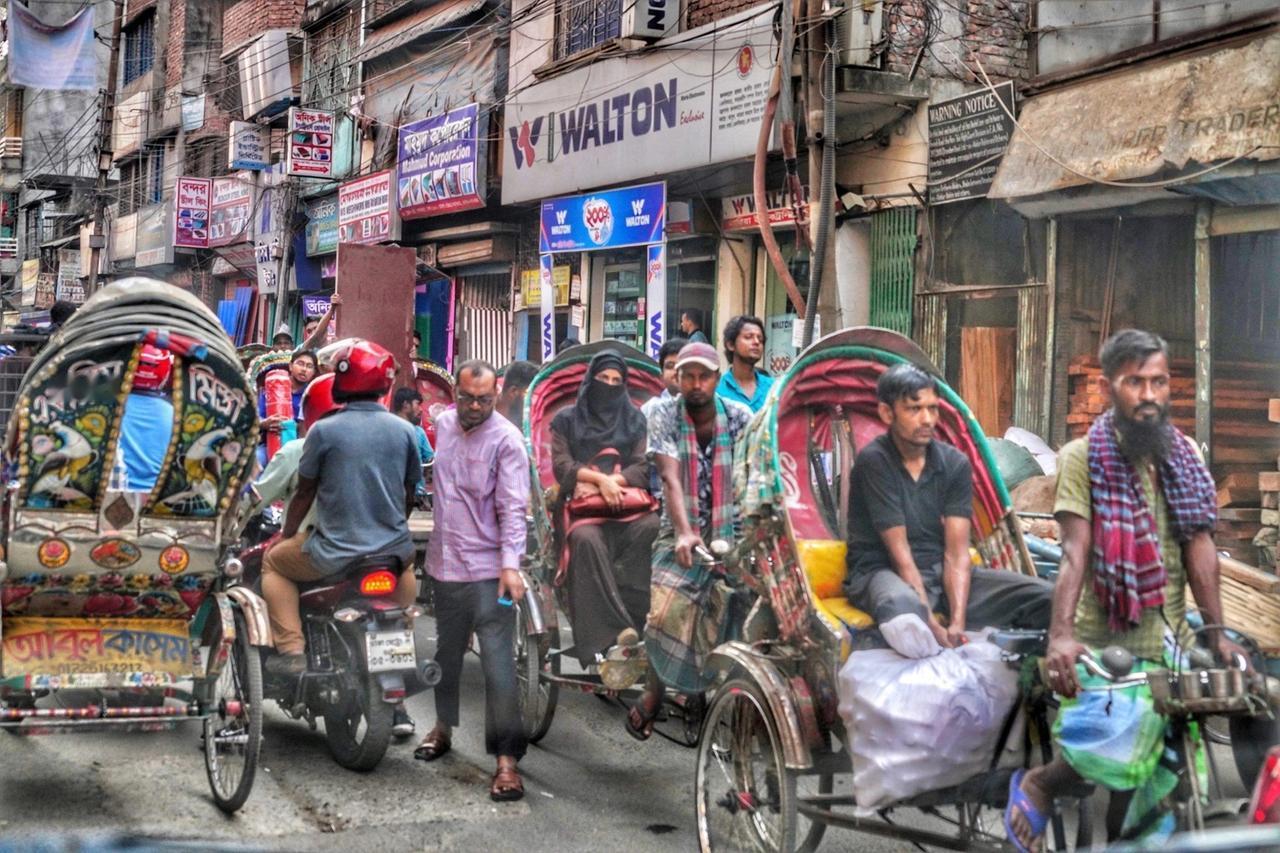 如果人间真的有炼狱，那孟加拉一定在榜单最前列。很多人只知道印度环境糟糕，却不知道