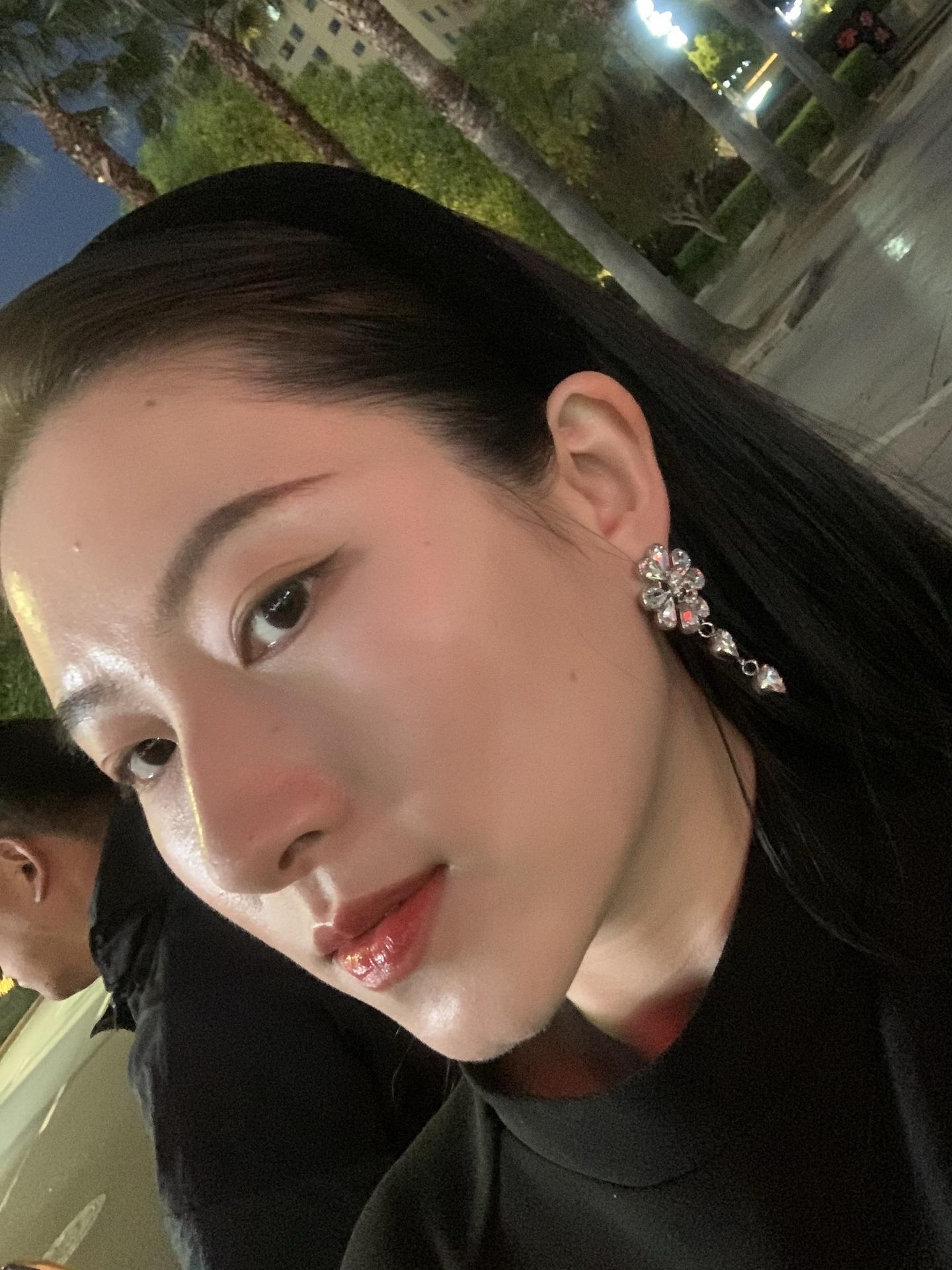 我这一生，只求内心清明，可清醒，真的快乐吗？