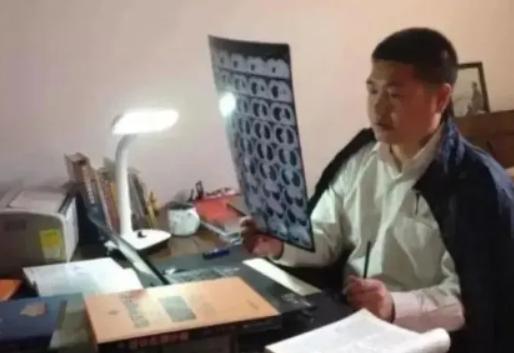 河北女子供丈夫读完硕士读博士。谁知，丈夫刚毕业，她就查出3种癌症。医生摇头：行医