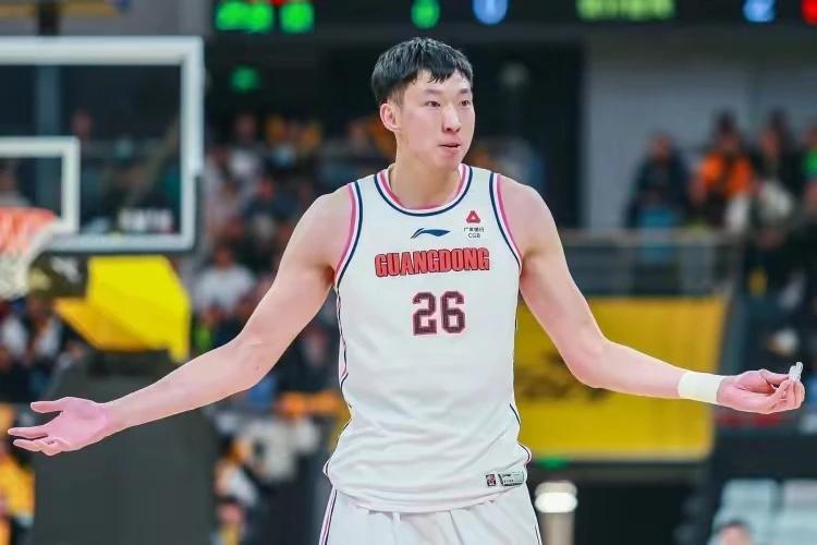 笑死了！杨鸣学杜峰，到来用时方恨少！我居然发现不可思议3大事实：
1.杨鸣学杜峰