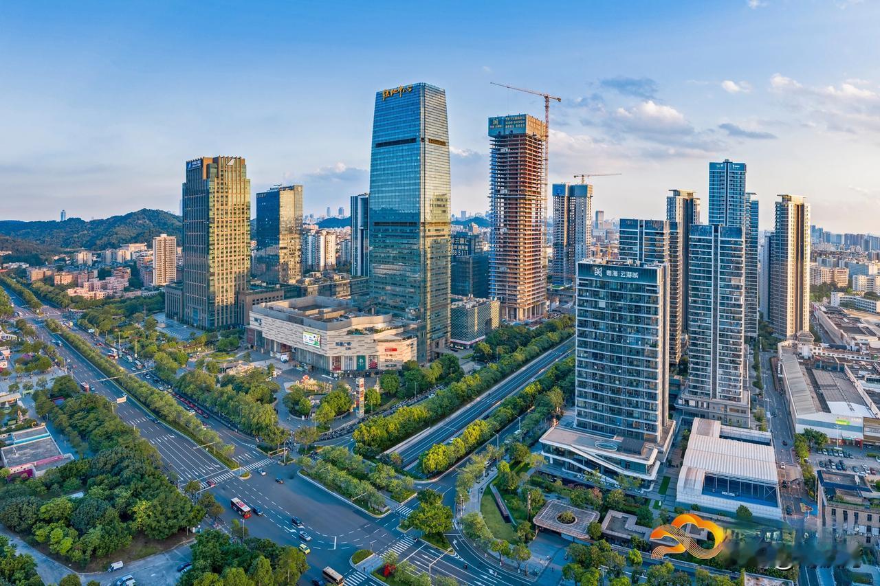 建筑于老白云机场之上的白云新城CBD有那么点意思了！