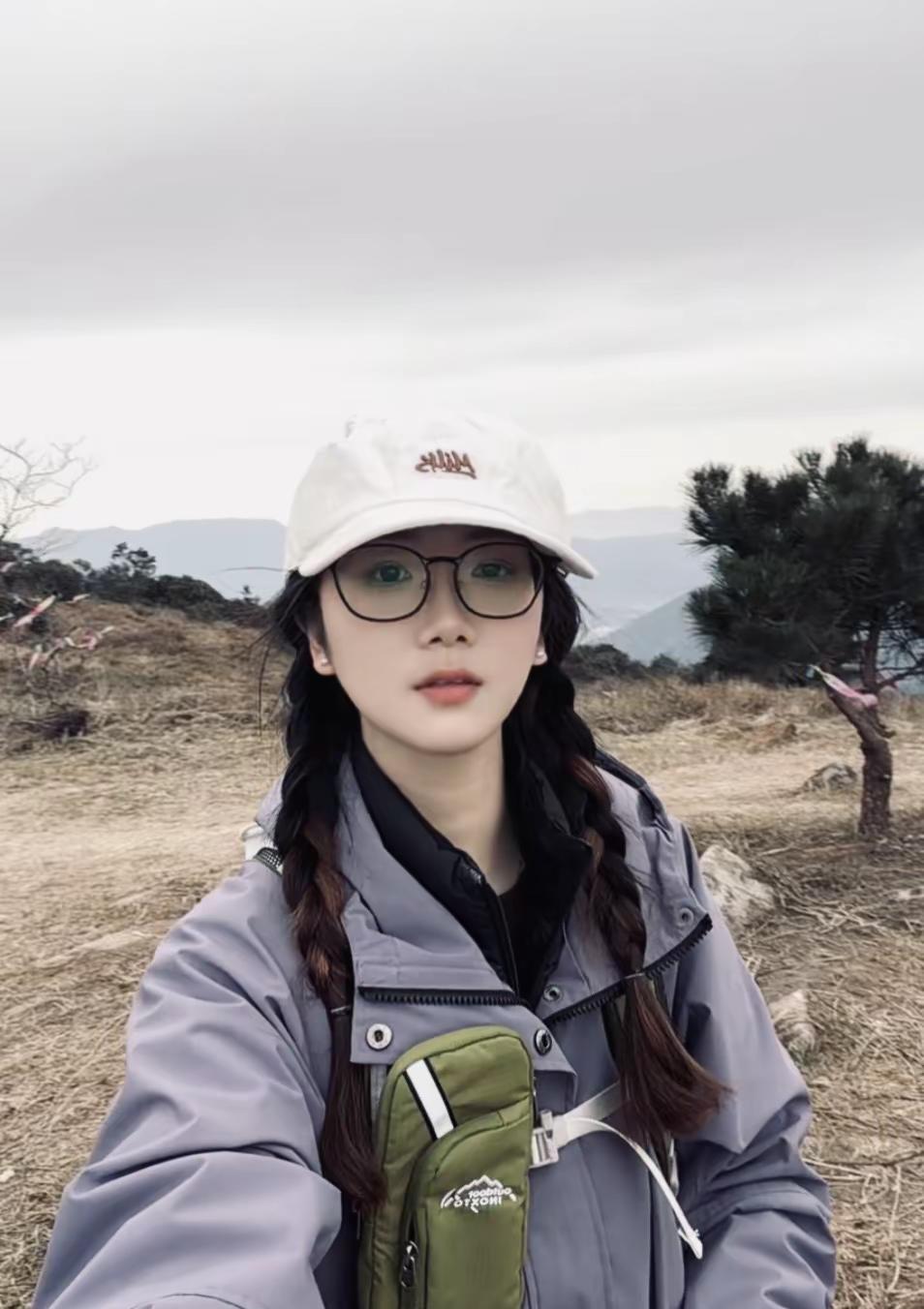 恢复能量最好的方式，向天借⋯老祖宗说：天地之间的自然能量是大补。草木的绿意、山川