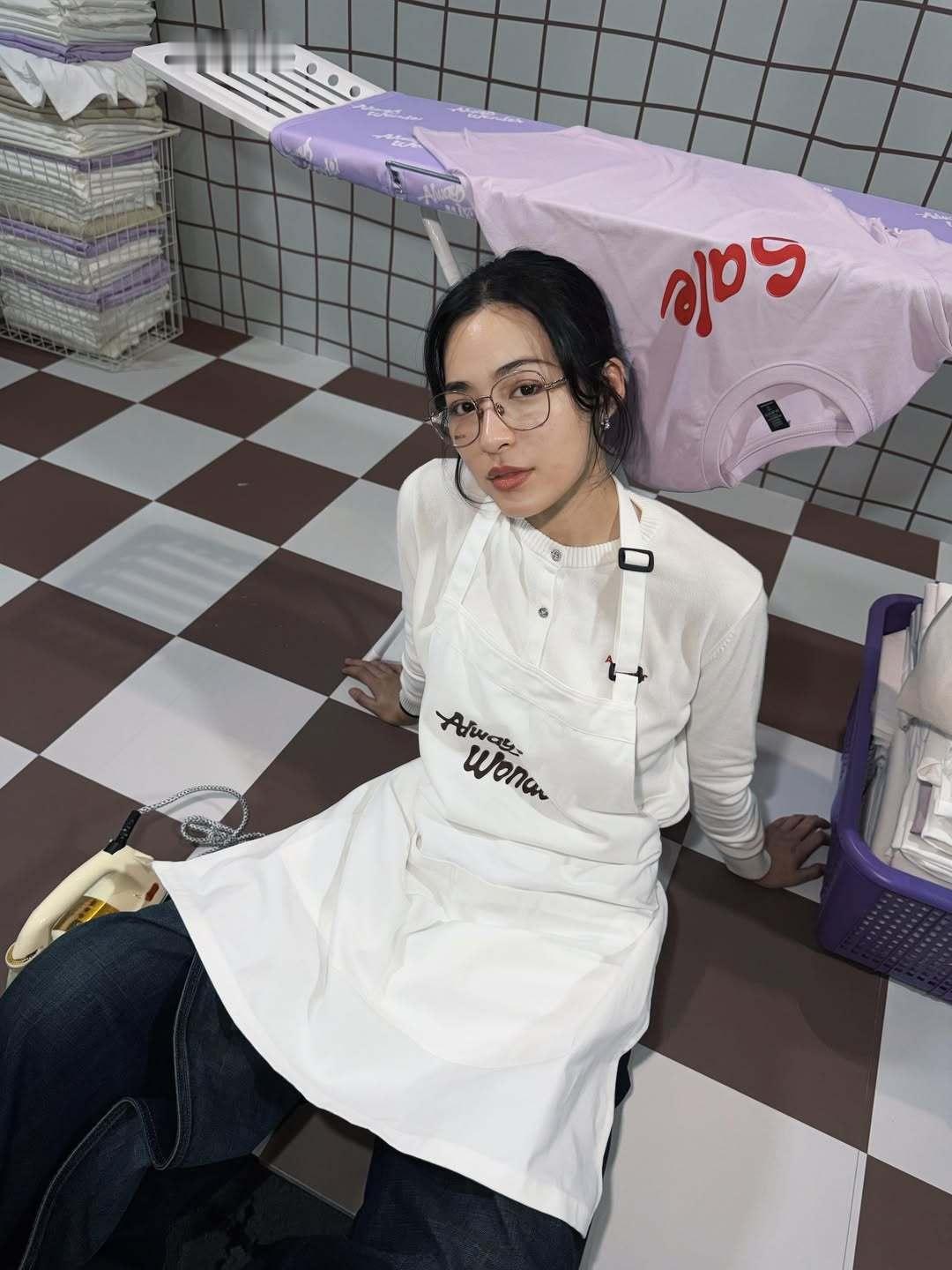 谁告诉邝玲玲这么拍的 想干嘛干嘛 