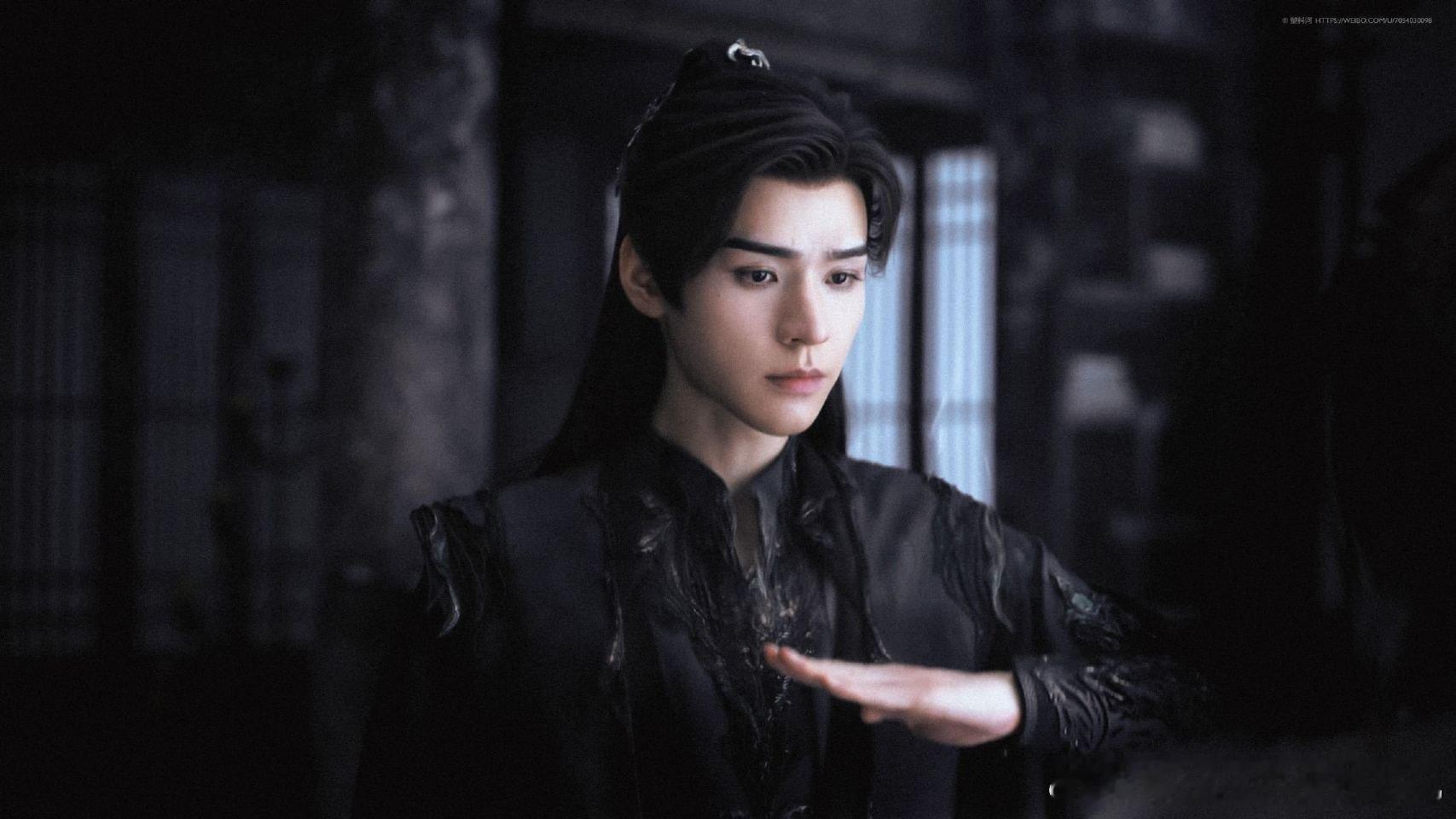 苏慕雨打戏帅到失语，眼神戏勾到心巴～豆瓣涨分、云合逆跌，实绩堆成山 