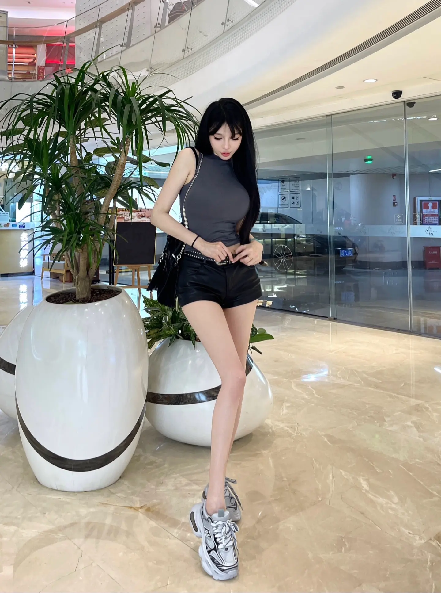 姐姐我啊出门必回头率爆棚💓。