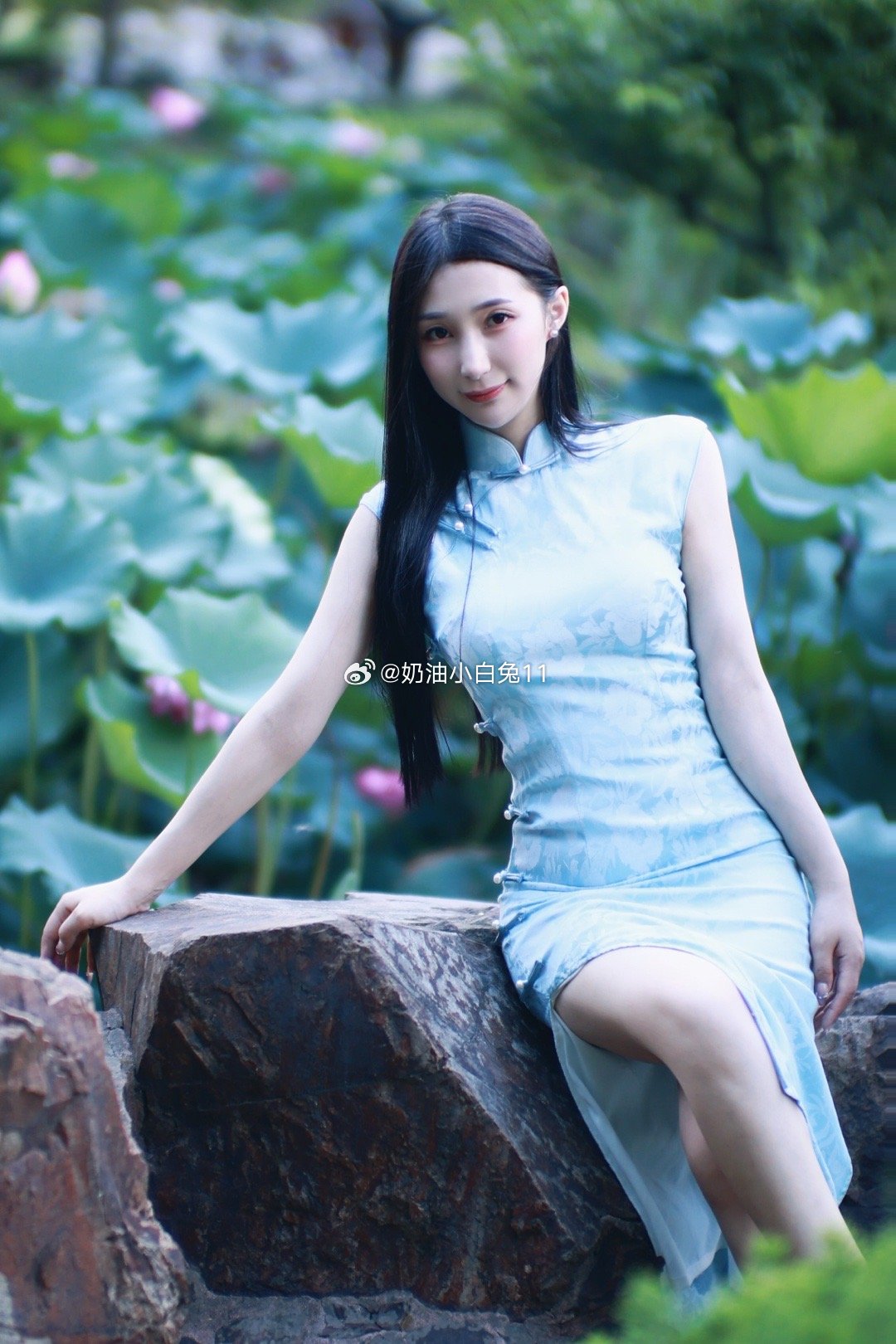 柔是东方骨 姿是心无拘  ​​​