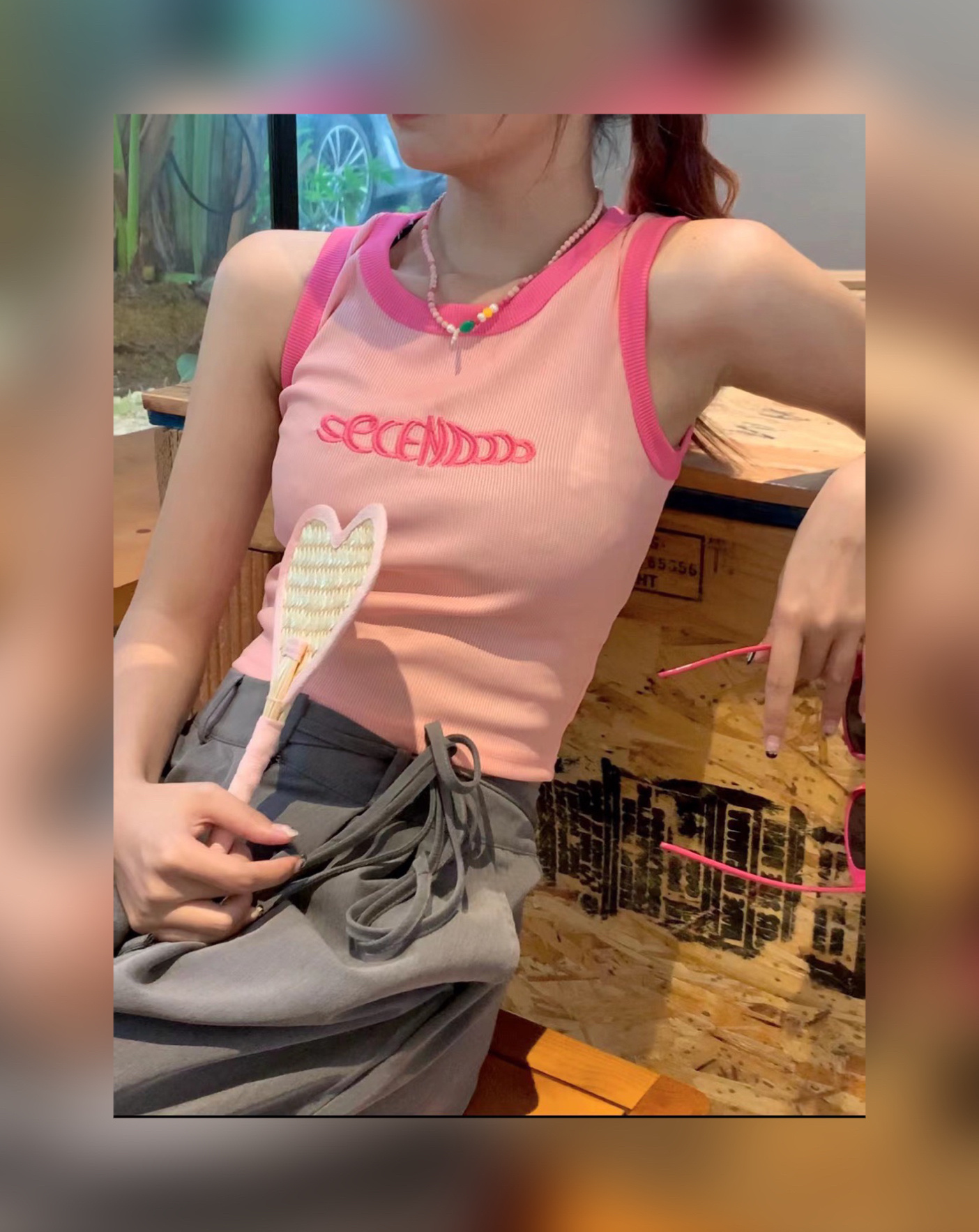 #好物分享#劲劲儿的背心美少女Bi备减龄背心今年不做辣妹更待何时呢?减龄俏皮时髦