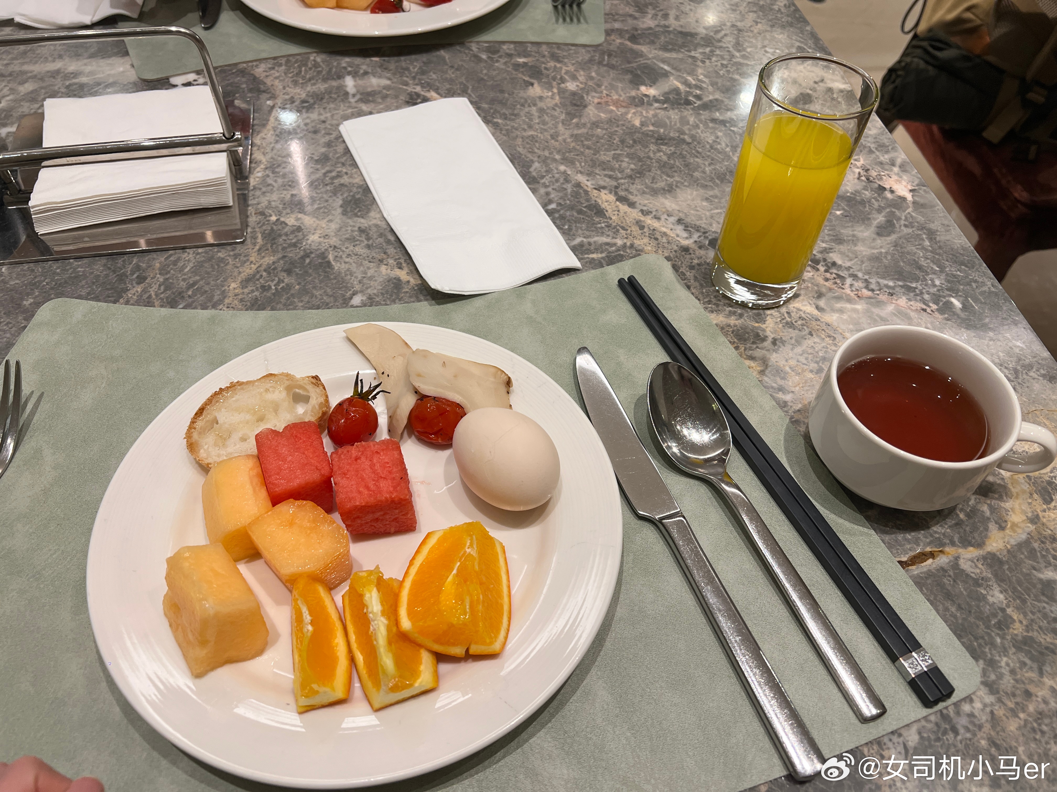 早上好 简单吃一口准备回家 成都