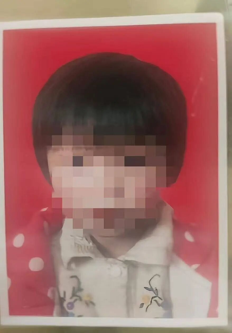 河南鲁山8岁女孩走失5天后在化粪池找到，无生命体征，家属：化