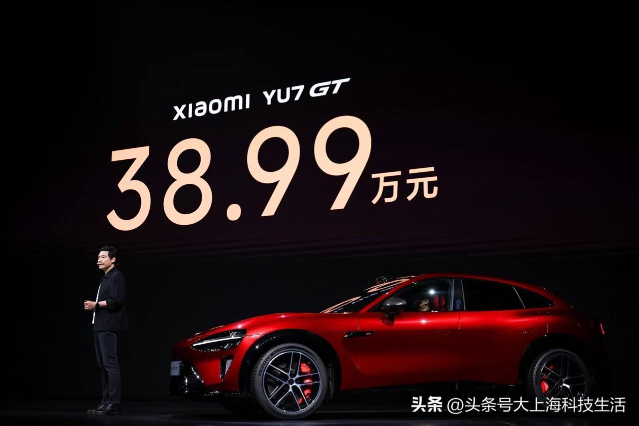 来了，这次小米“双管齐下”！YU7双车齐发！“上冲高端、下抢夺量”，双线战略布局