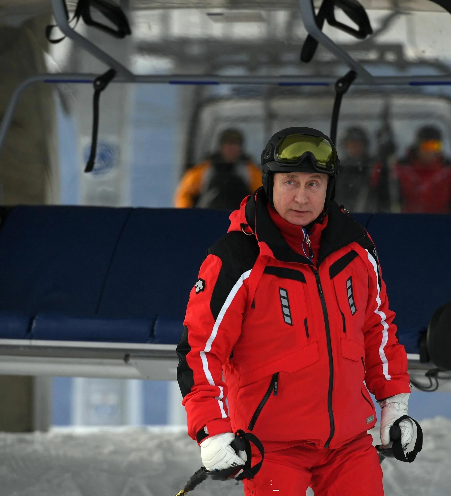 瓦洛佳小朋友[超话]  晚安[心] ​​​