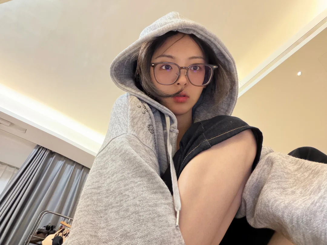 这个杨超越怎么如此帅