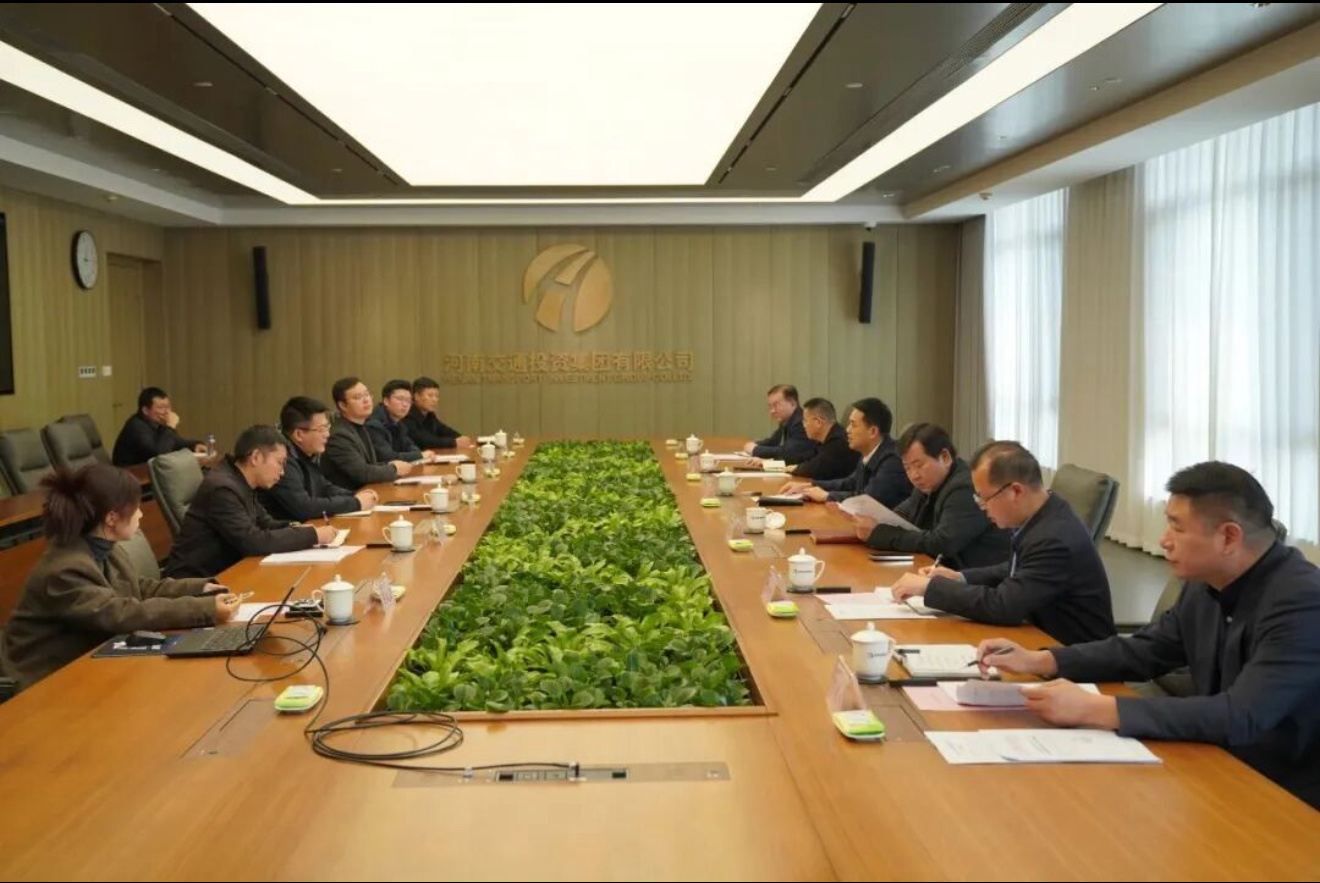 比亚迪这动作好快和河南高速集团谈完闪充建站的合作，又和甘肃高速服务集团开了交流座