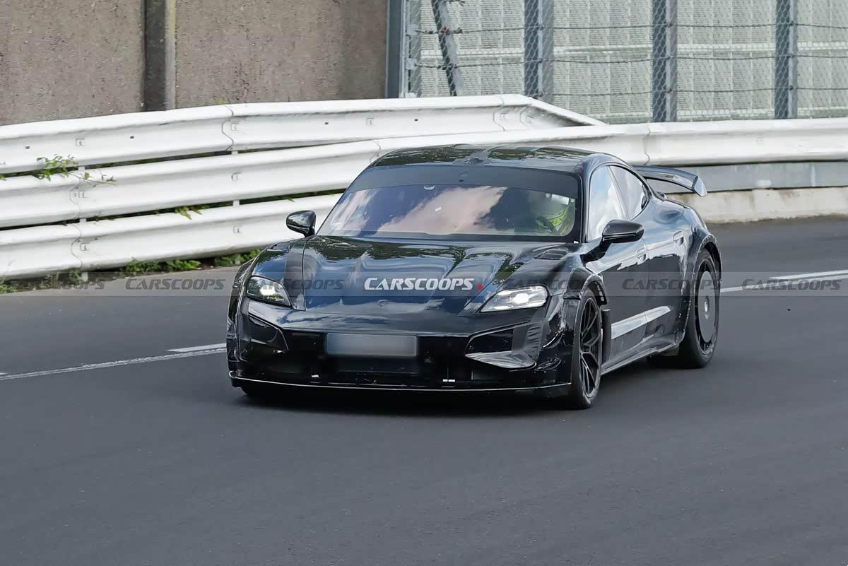 保时捷Taycan Turbo GT Manthey在纽北做测试，这是一款追求极