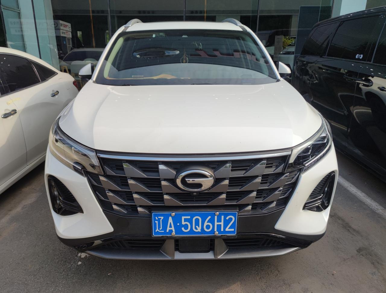 国民家用燃油SUV《传祺GS4》
   限时7.98万起，第五代传祺GS4正式上