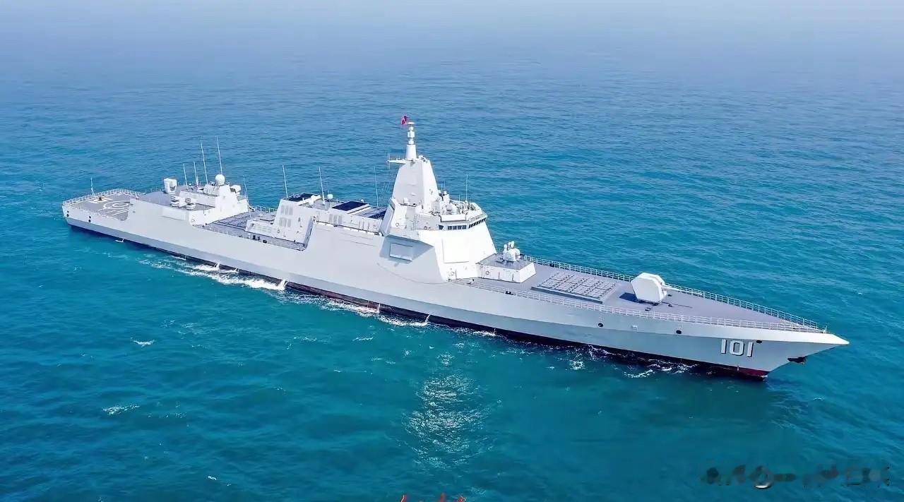 一艘055就能打破美国的封锁。

美国在霍尔木兹海峡外围摆了一万兵力，想封锁伊朗