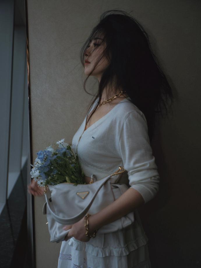 朱珠这是真的我妈咪朱珠在新剧里面饰演的角色真的是特别温柔坚韧，且竟然遇到了这么多