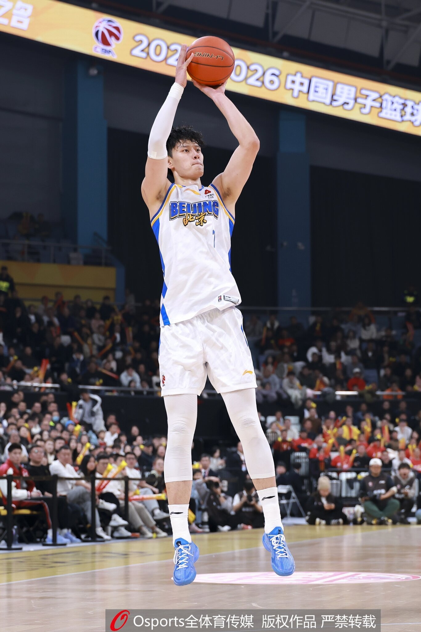 手指伤还是有影响！曾凡博替补22分钟 9中3&三分7中2拿9分2板