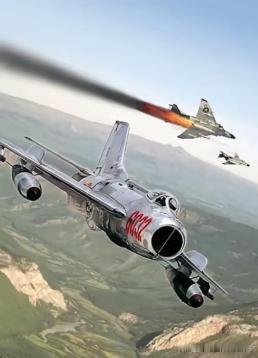 1967年，飞行员王柱书驾机歼敌，一时大意，投副油箱时误把减速伞给扔了，眼看敌机