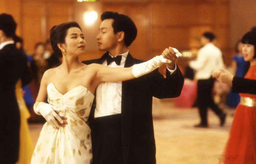 周润发张国荣纵横四海内地首映周润发张国荣纵横四海定档 5月3日！4K修复焕新归来