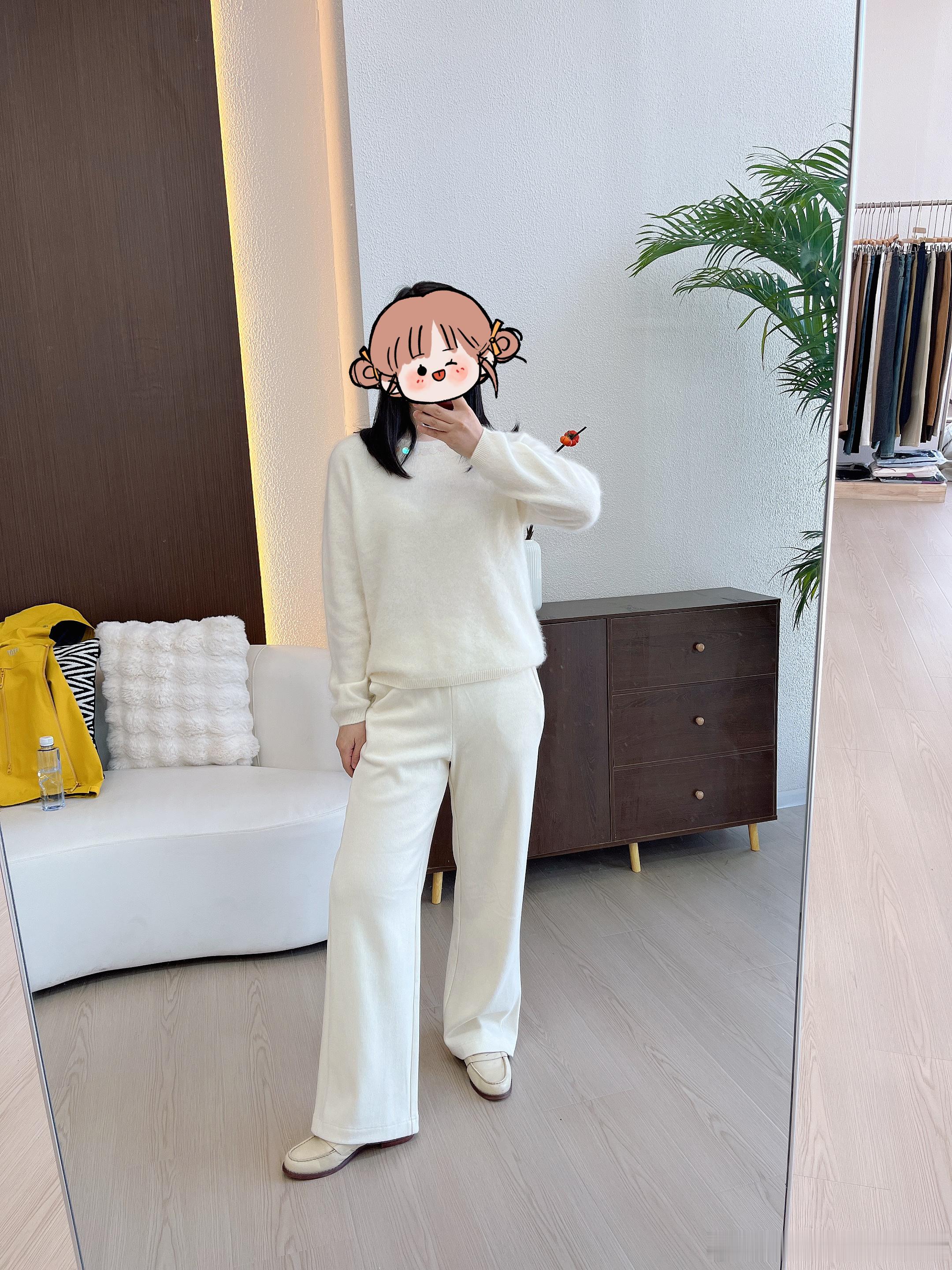 滴滴滴，羊毛毛衣，明儿个上，款巨多，基础的休闲的洋气的，都超好看[嘻嘻]真的每一