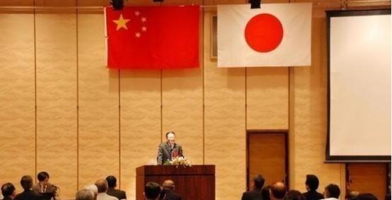 中日友好的时候，确实 日本 对于中国提供了巨大的帮助，管理，技术，投资，教育，方