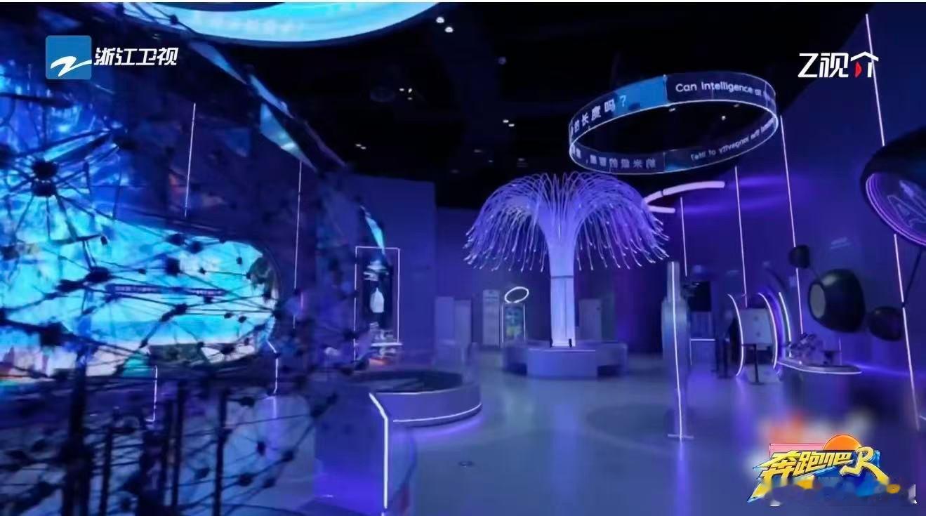 奔跑吧首期海口选址太有意义了奔跑吧 夸下海口这四个字现在看是双关。表面是海口方言