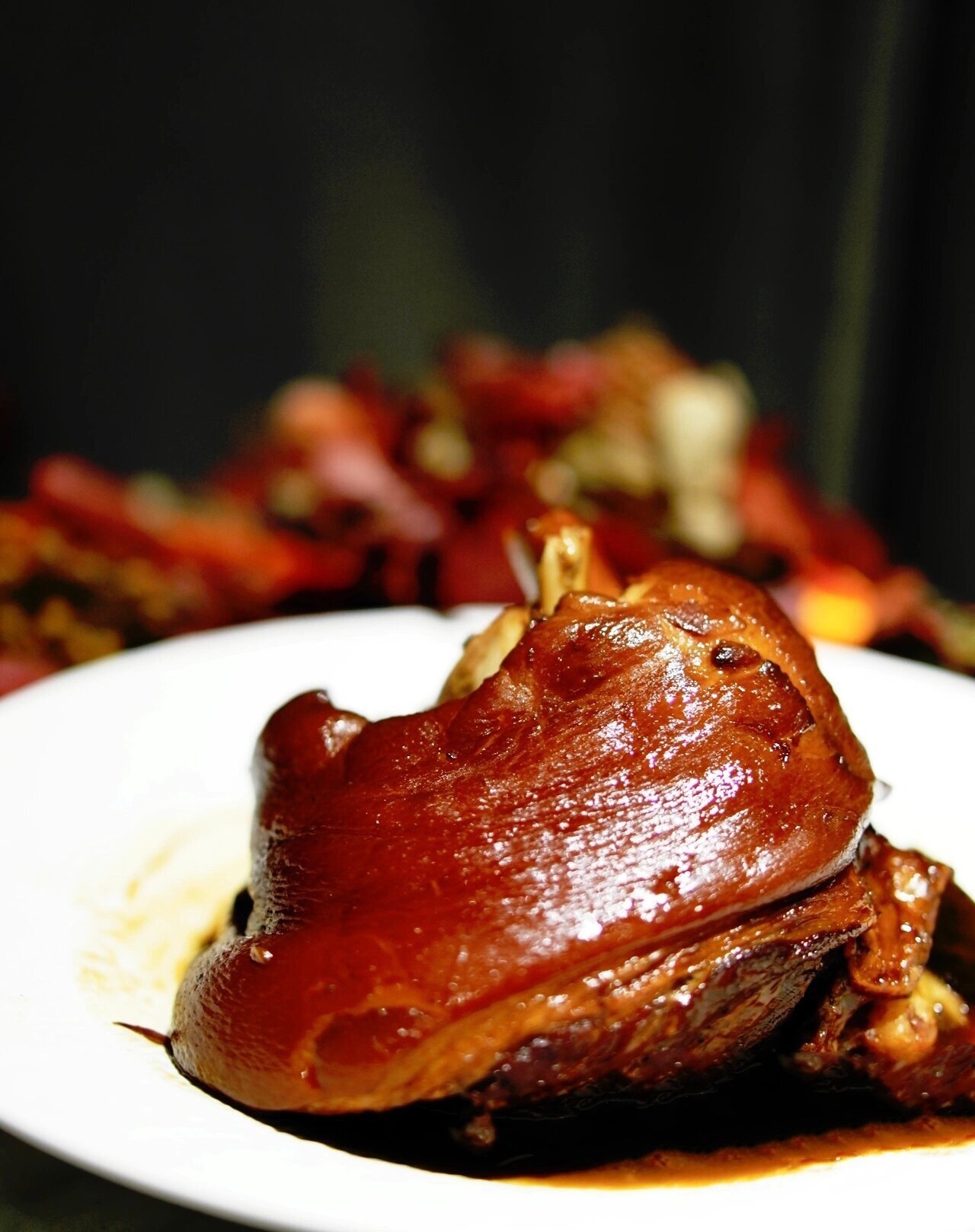 周庄的导游会讲很多故事，导游文化大多是一种“#珂学#”文化，都是一些堕落文人瞎编