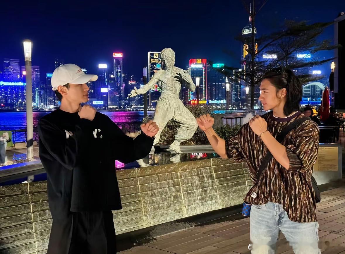 黄曦彦新剧无眉性张力此沙黄曦彦封神后二搭变敌人🖤无眉设计放大黄曦彦五官锋利感，