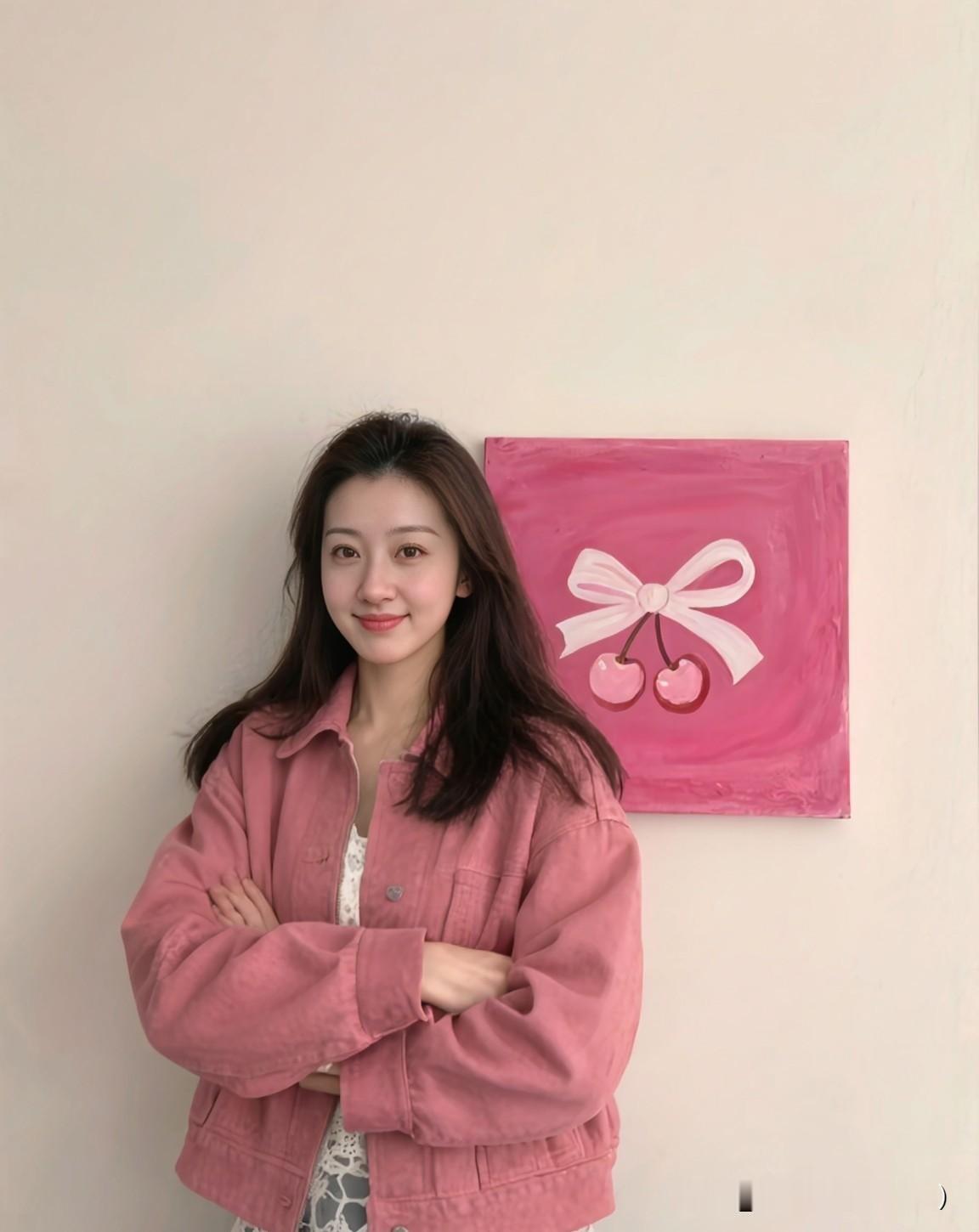 成年人的世界里，
少管闲事是一种智慧。
别轻易指出身边人的问题，
无论是亲戚还是