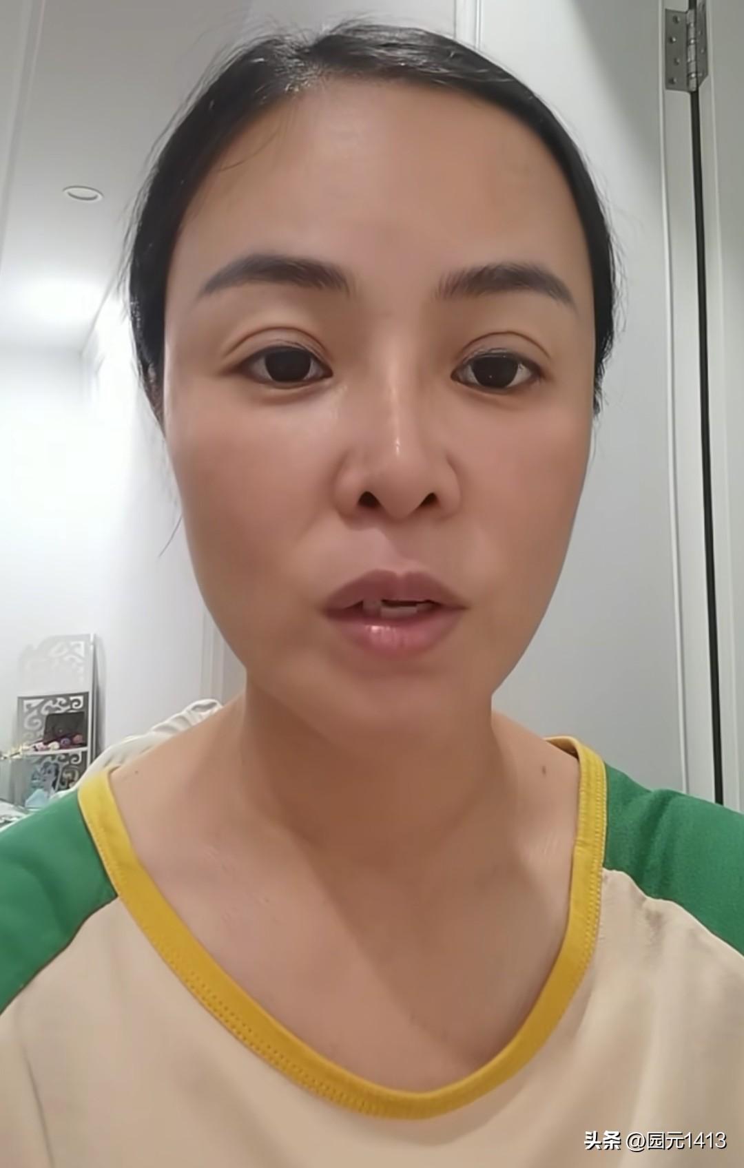 李鑫最近一段时间频繁更新视频，又和网红鹏飞见面。回到仙桃找姐姐。
       