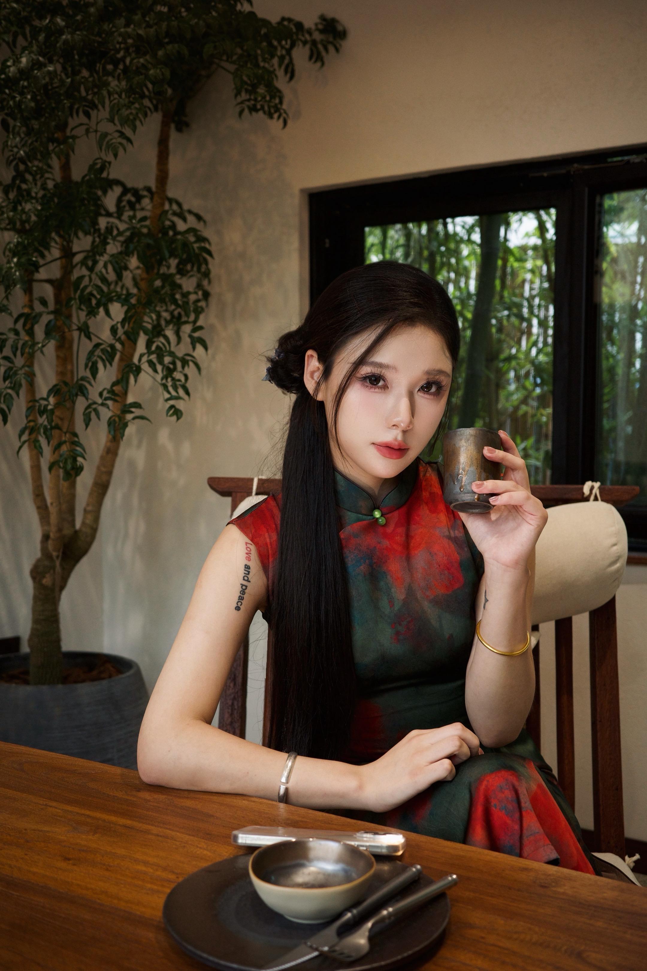 有我这样的茶艺师 你会几点来喝茶？