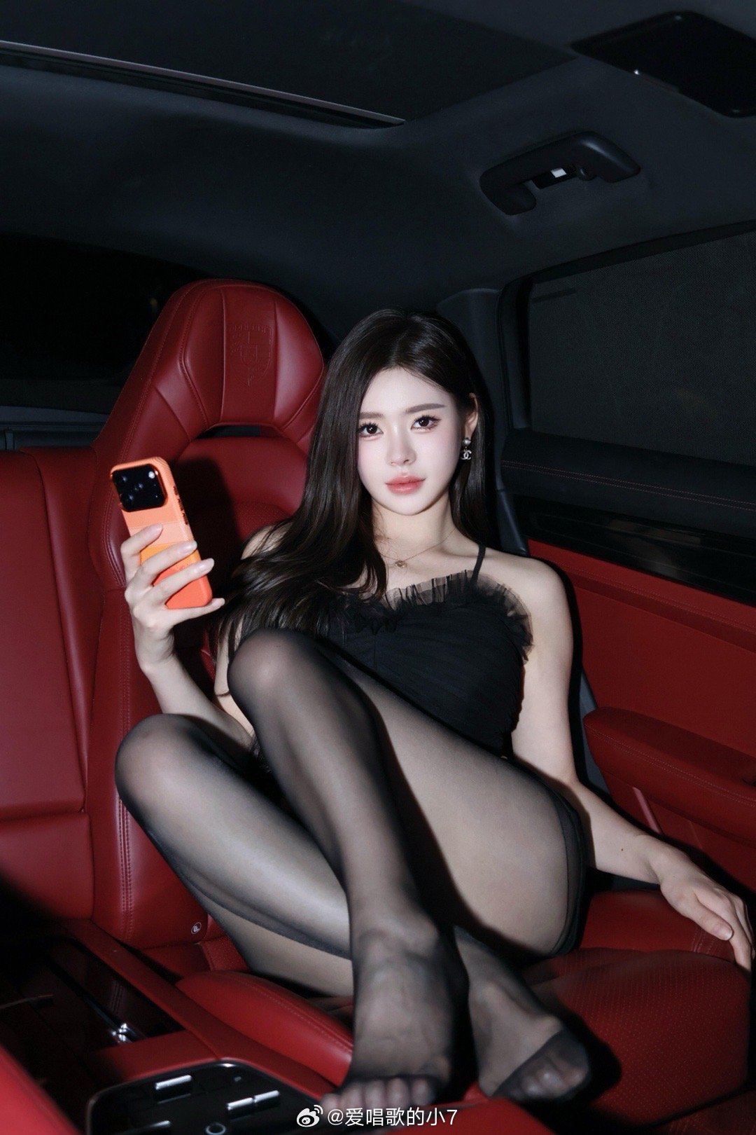 御姐黑色系很性感 