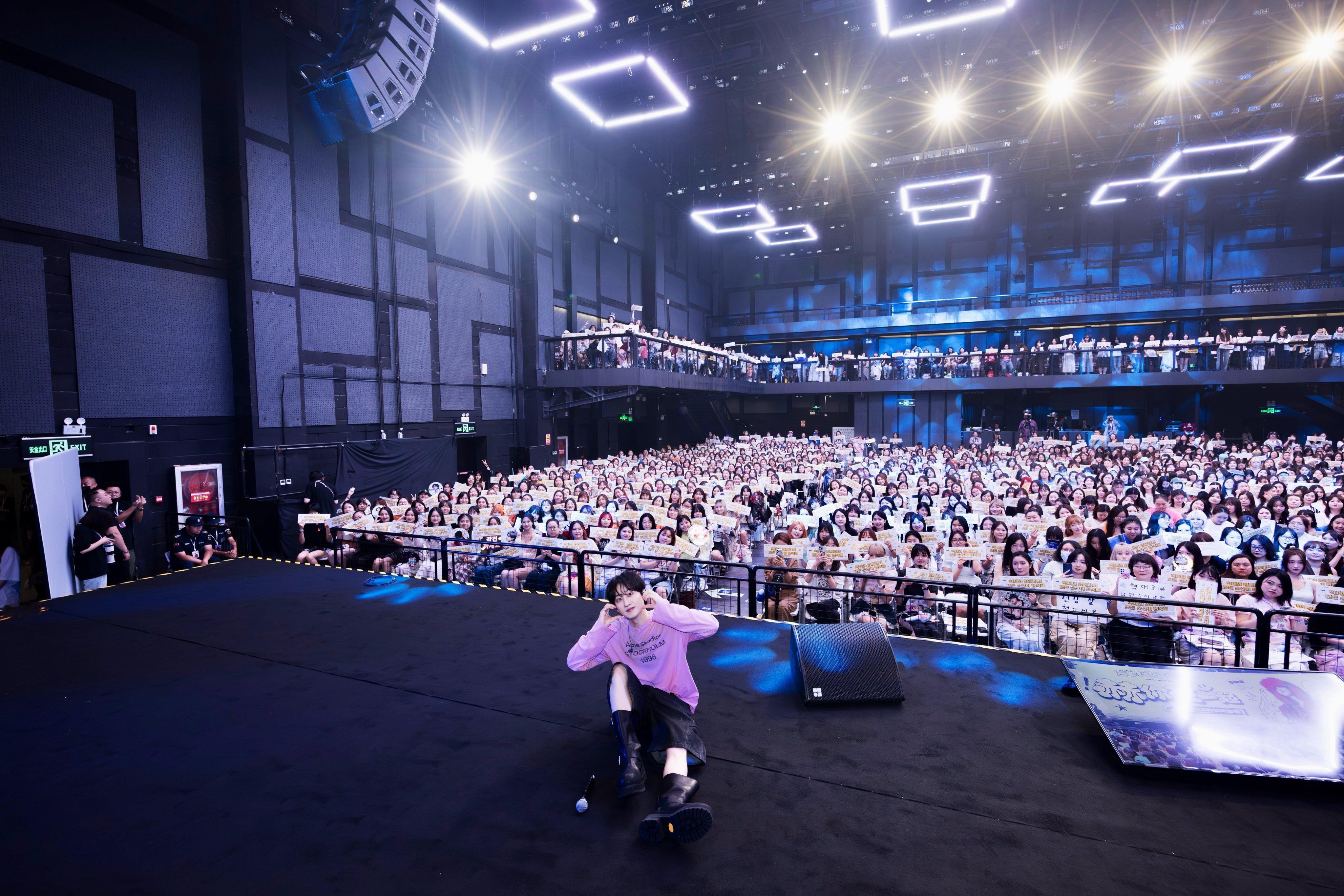 “CB百蓝_。260613 D&E official更新李赫宰 相关：[📸]2