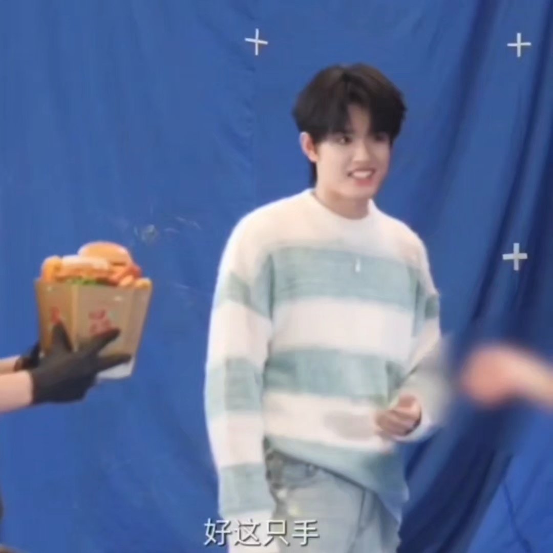 是小吉狗૮・ᴥ - ა呀！ ​张极05后第一男歌手 ​​​