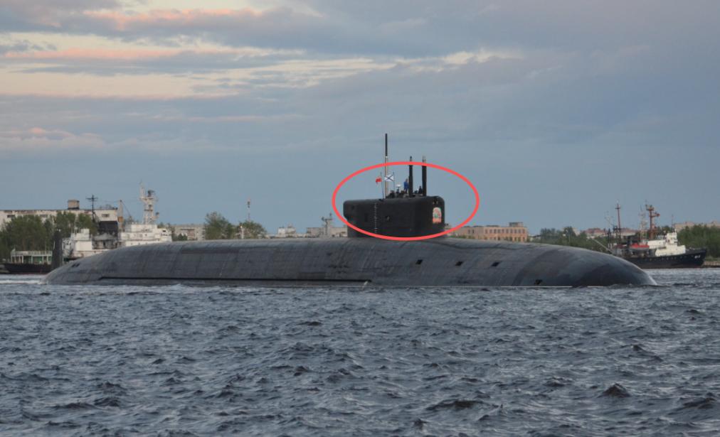 俄罗斯外长拉夫罗夫访华两日，行程未结束，俄罗斯海军舰艇编队已停靠中国湛江码头。