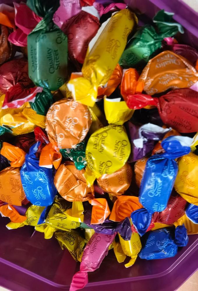 复活节临近，欧洲地区上演了一出离奇又耐人寻味的“糖果大劫案”
复活节眼看就到，欧