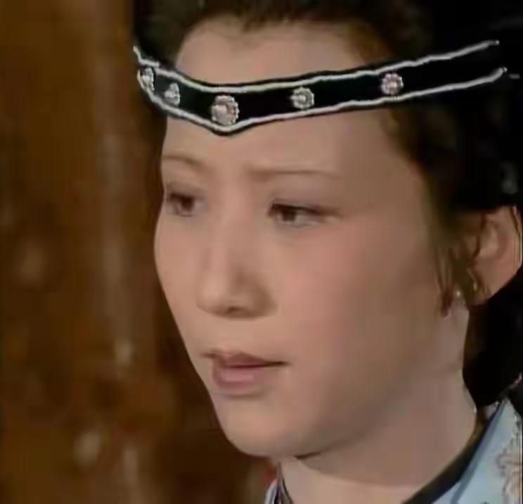 你根本不知王夫人是如何算计李纨的？贾母一句话揭开她的阴狠
 
李纨本是荣国府嫡长