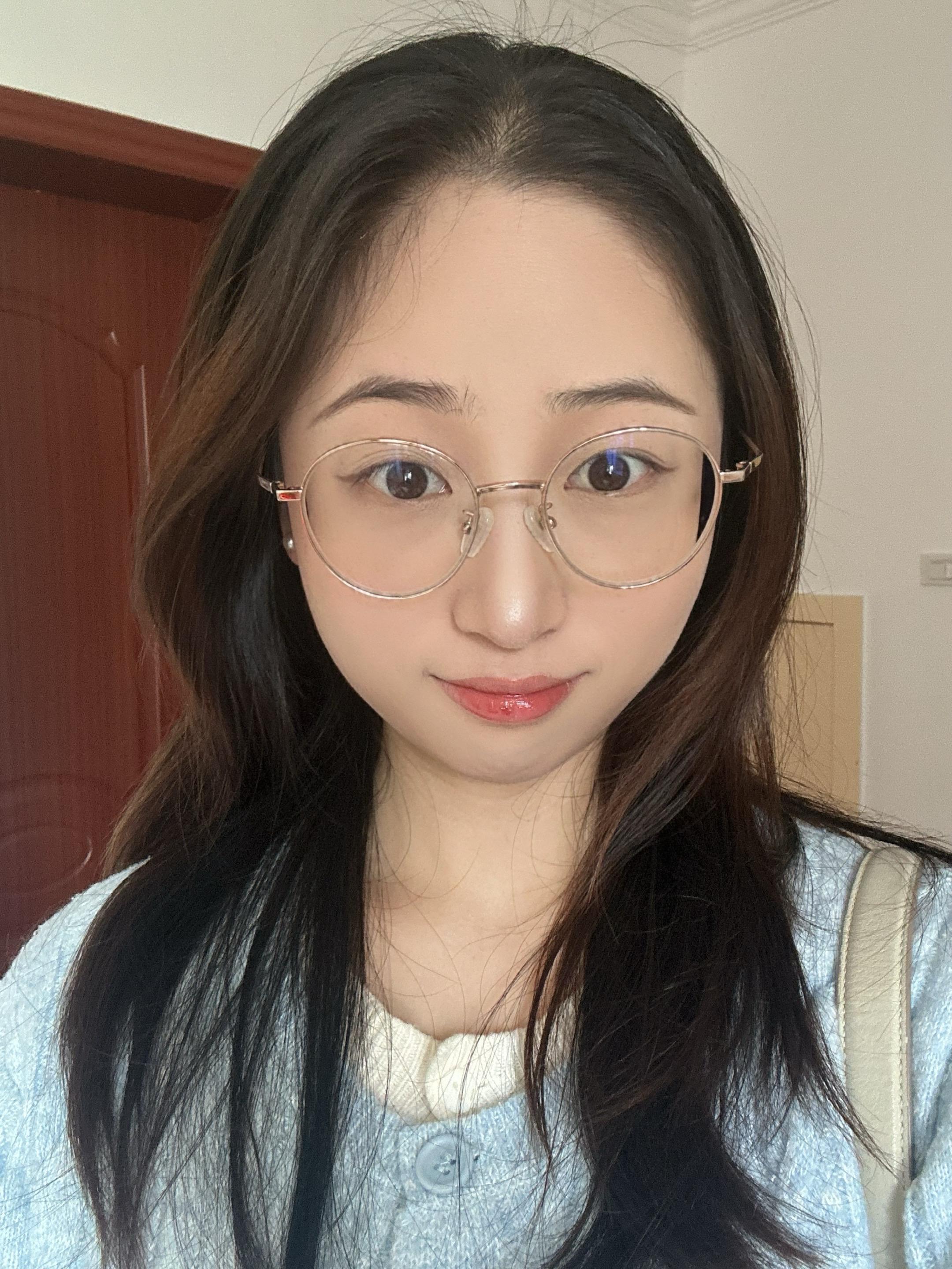 女孩  你要克服每一个需要依赖他人的瞬间